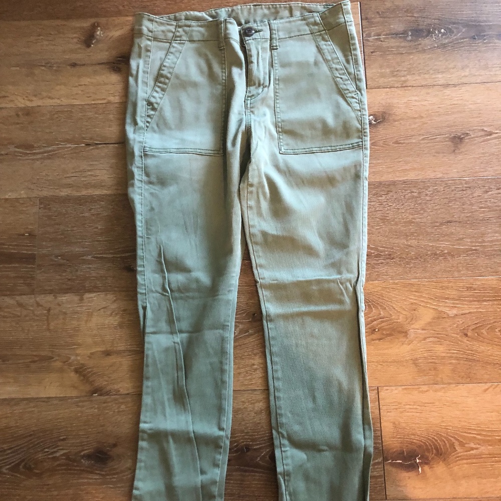 CAbi women’s the quest olive green ribbed pants skinny stretch